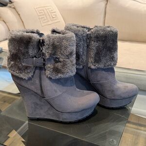 NWOT G by Guess Grey Wedge Boots with Faux Fur
